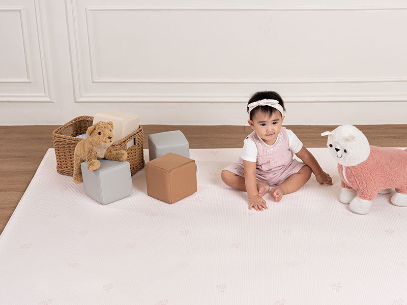 Bloom Play Mat Large Cream Pink & Playpen Cloud Grey Bundle